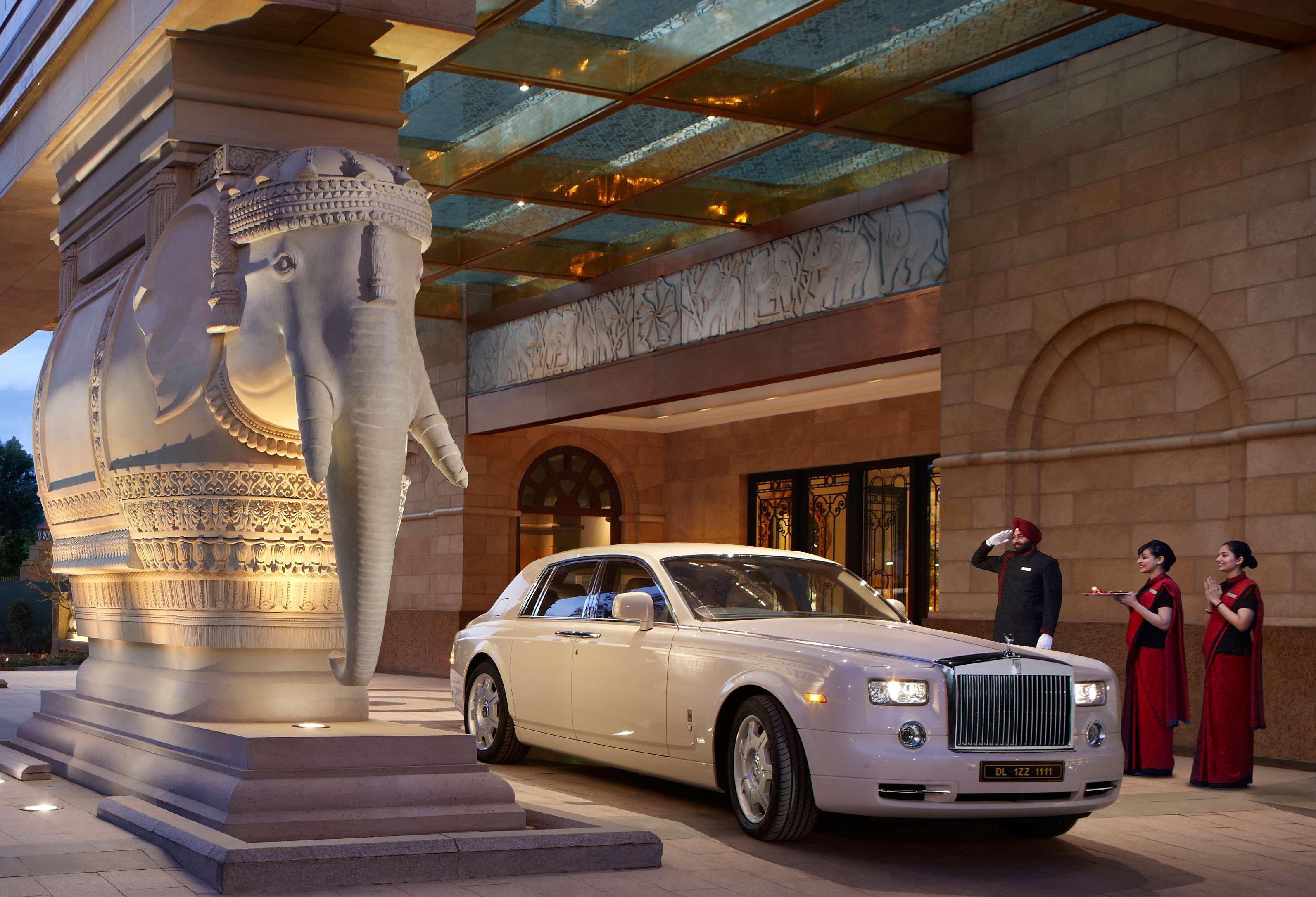 The Leela Palace New Delhi Exterior photo The Taj Mahal Palace, Mumbai